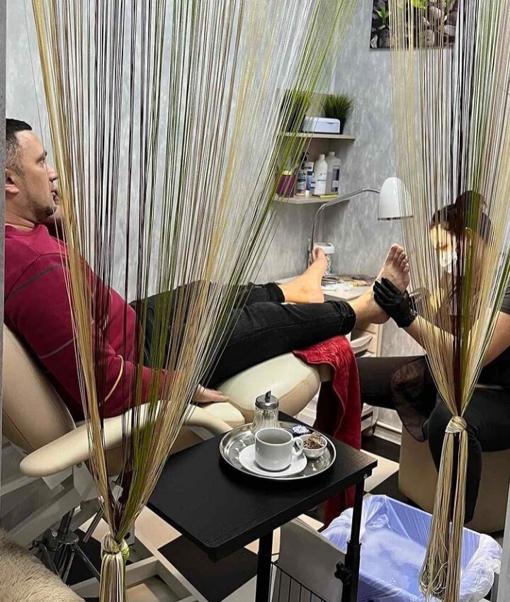 комната, нити шторы, квартира, квартира с мебелью, шторы висюльки