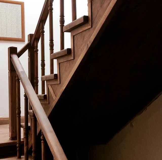 Покраска лестниц