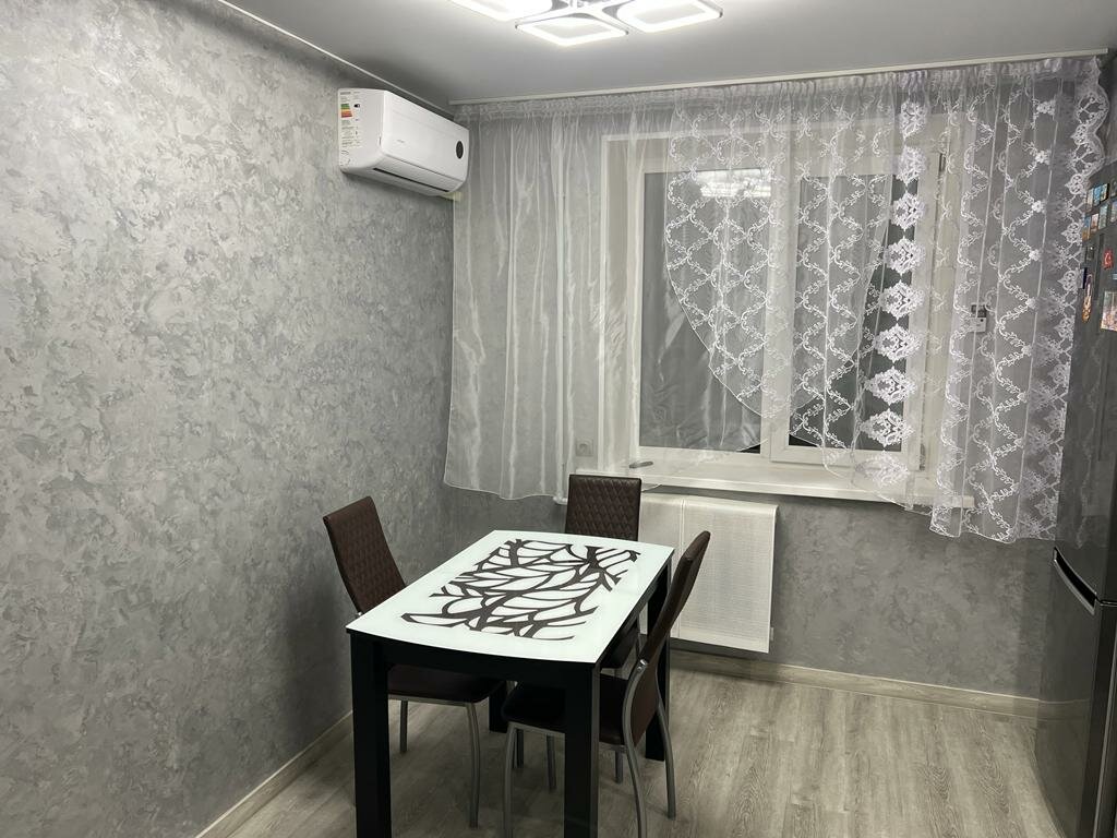 квартиры, квартира в панельном доме, однокомнатная квартира, комната, уютная квартира
