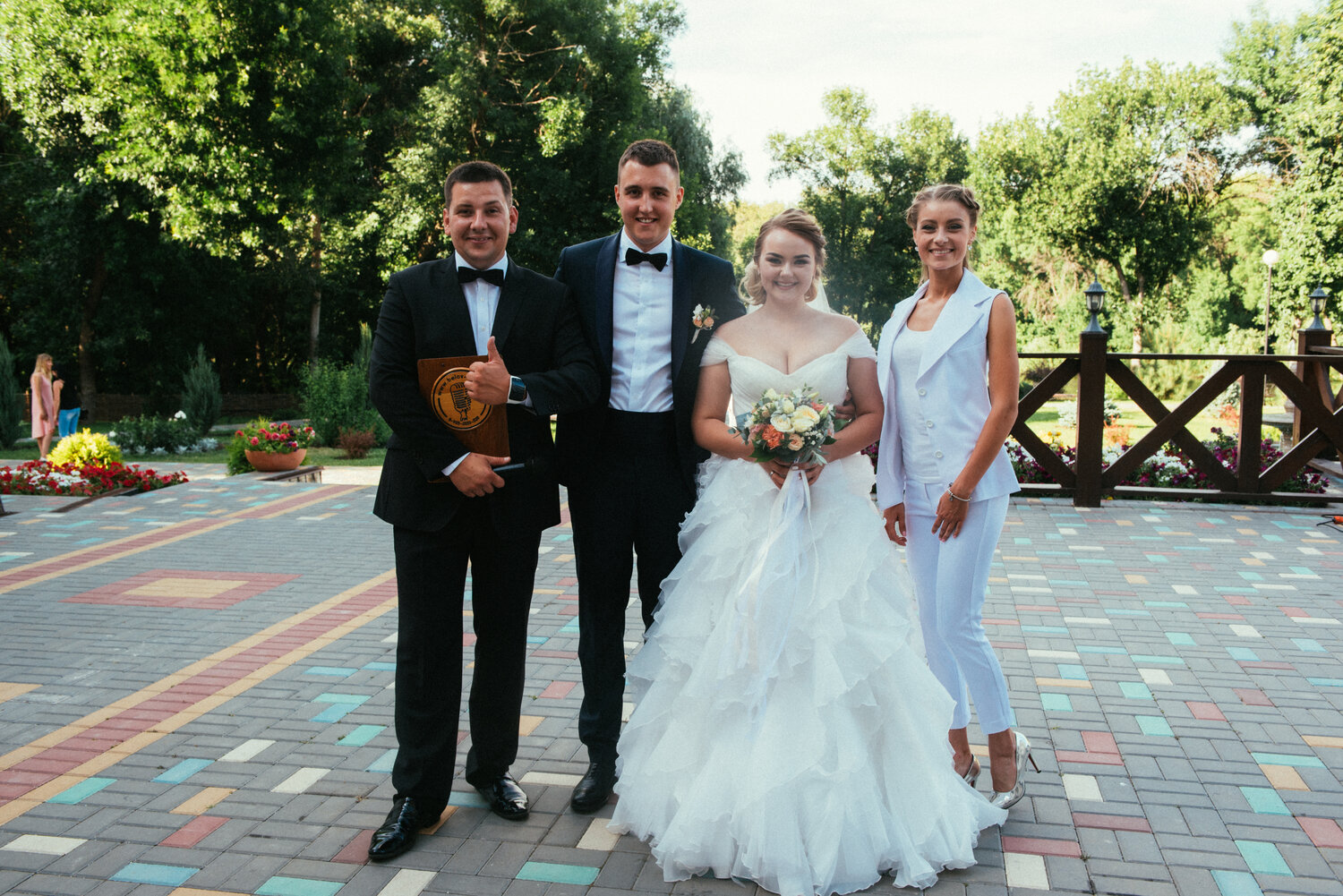 человек, на свадьбе, дружок на свадьбе, жених, загс батайск
