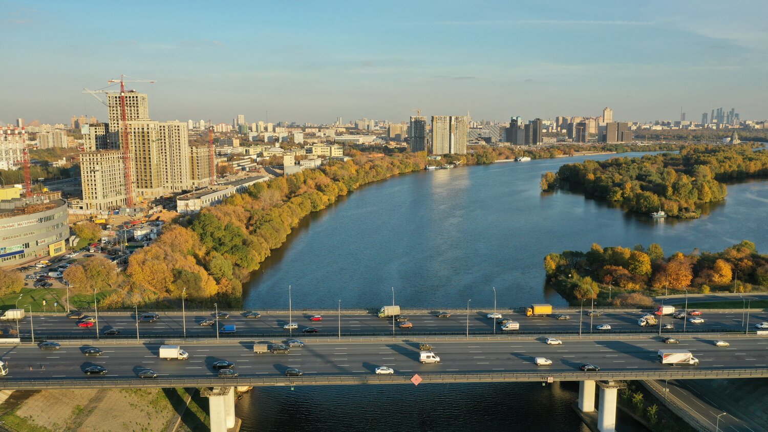 парк северное тушино москва, киев днепр московский мост, московский мост киев, мост щукино строгино, дома около москвы реки в москве