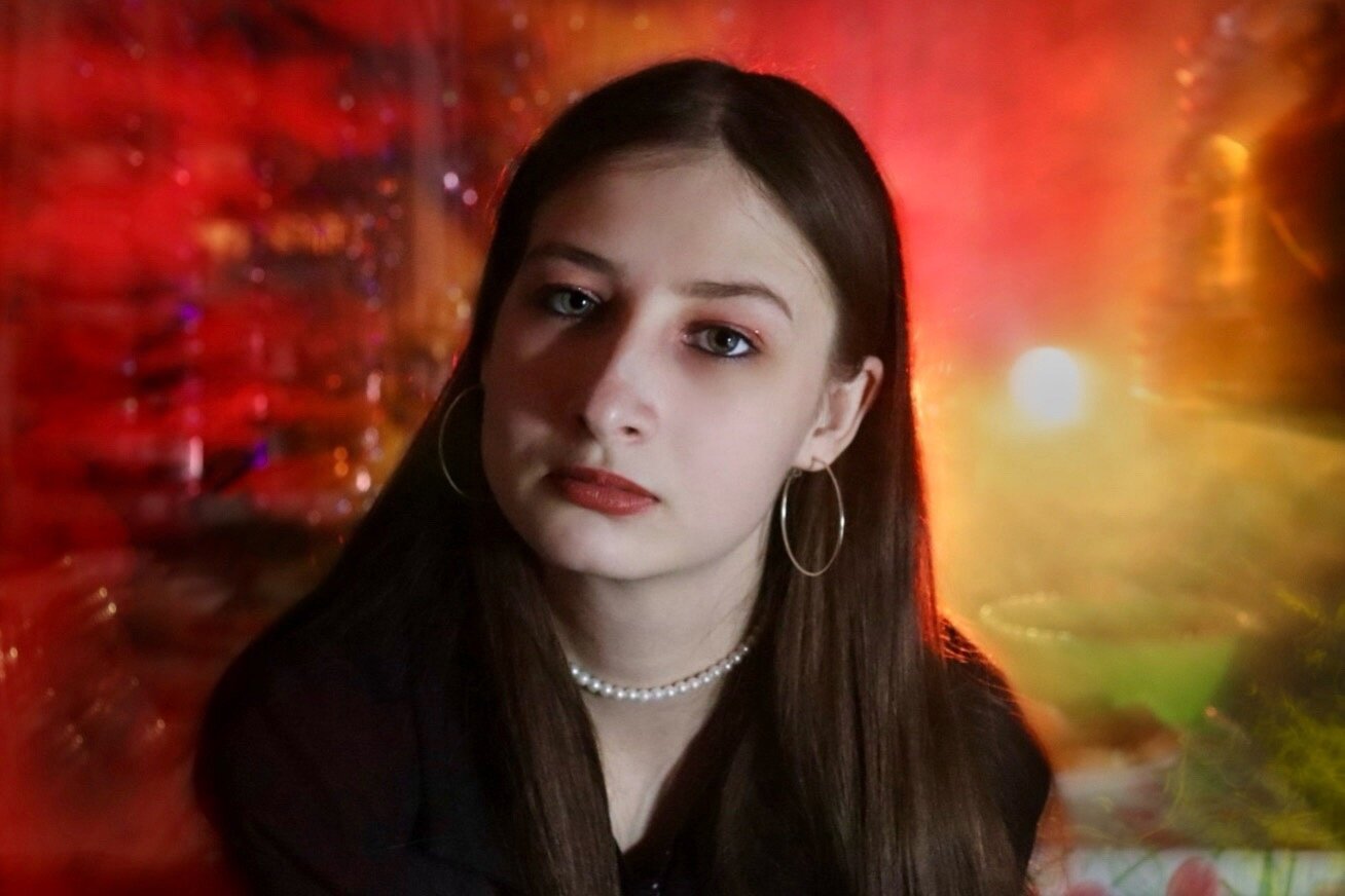 девушка, александра степанова москва, актриса биография, нагорная олеся, анастасия гончарова