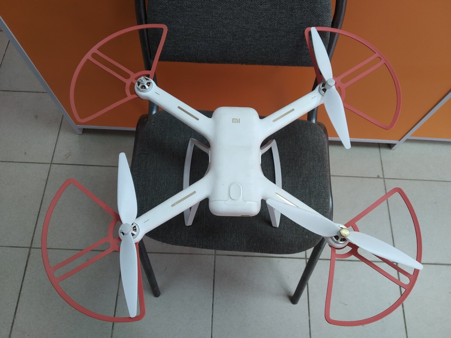 квадрокоптер дрон, радиоуправляемый квадрокоптер, квадрокоптер syma x5c, микро квадрокоптер, мультикоптер
