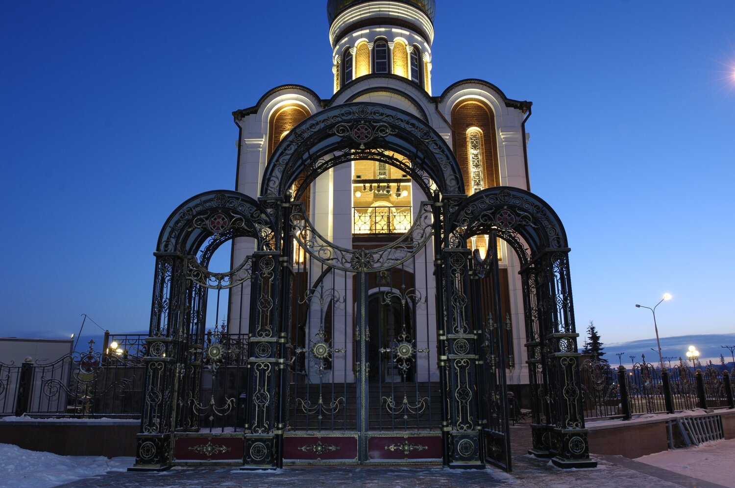 храм на крови в екатеринбурге, храм дмитрия донского нижний тагил, храм, поклонная гора храм георгия победоносца, храм великомученика георгия победоносца