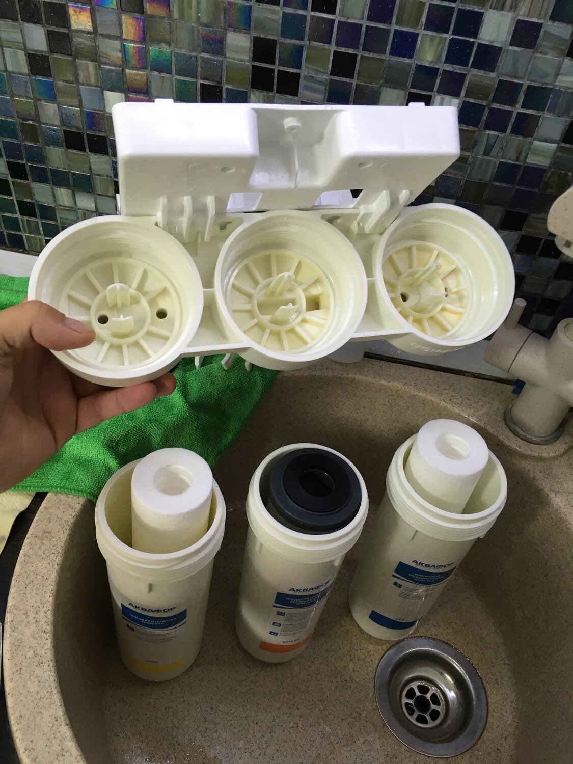 фильтр для воды под мойку аквафор, фильтр для воды аквафор, фильтр для воды аквафор трио, фильтр для воды под мойку, фильтр аквафор трио последовательность фильтров