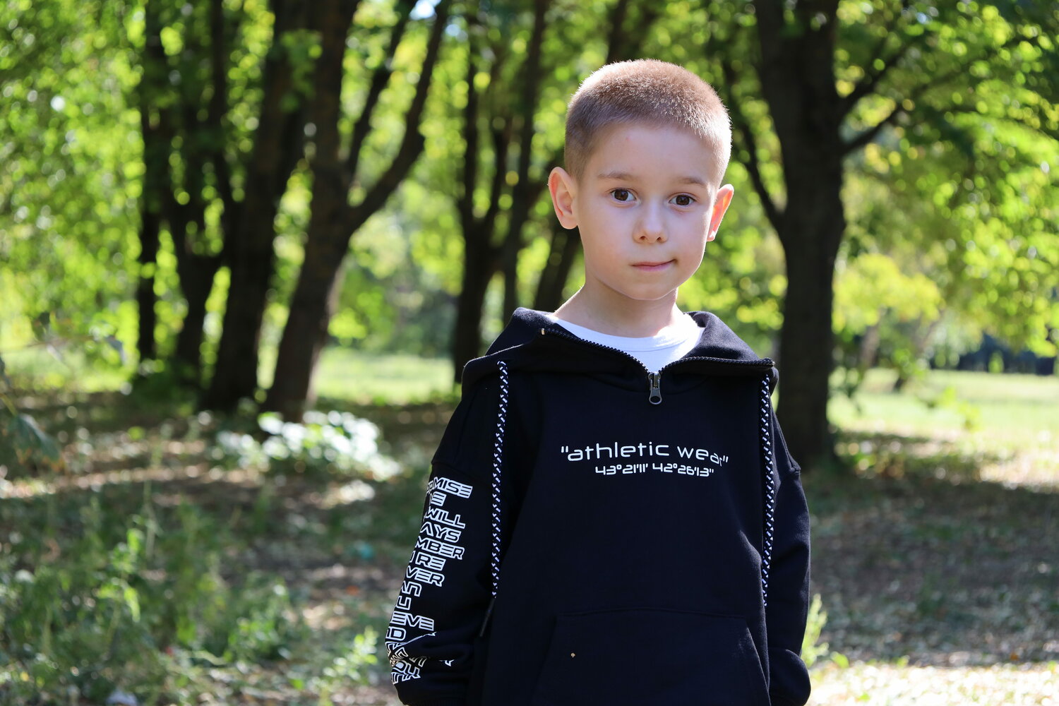 мальчик, маленький мальчик, мальчик зовет, дети, мальчик мальчик