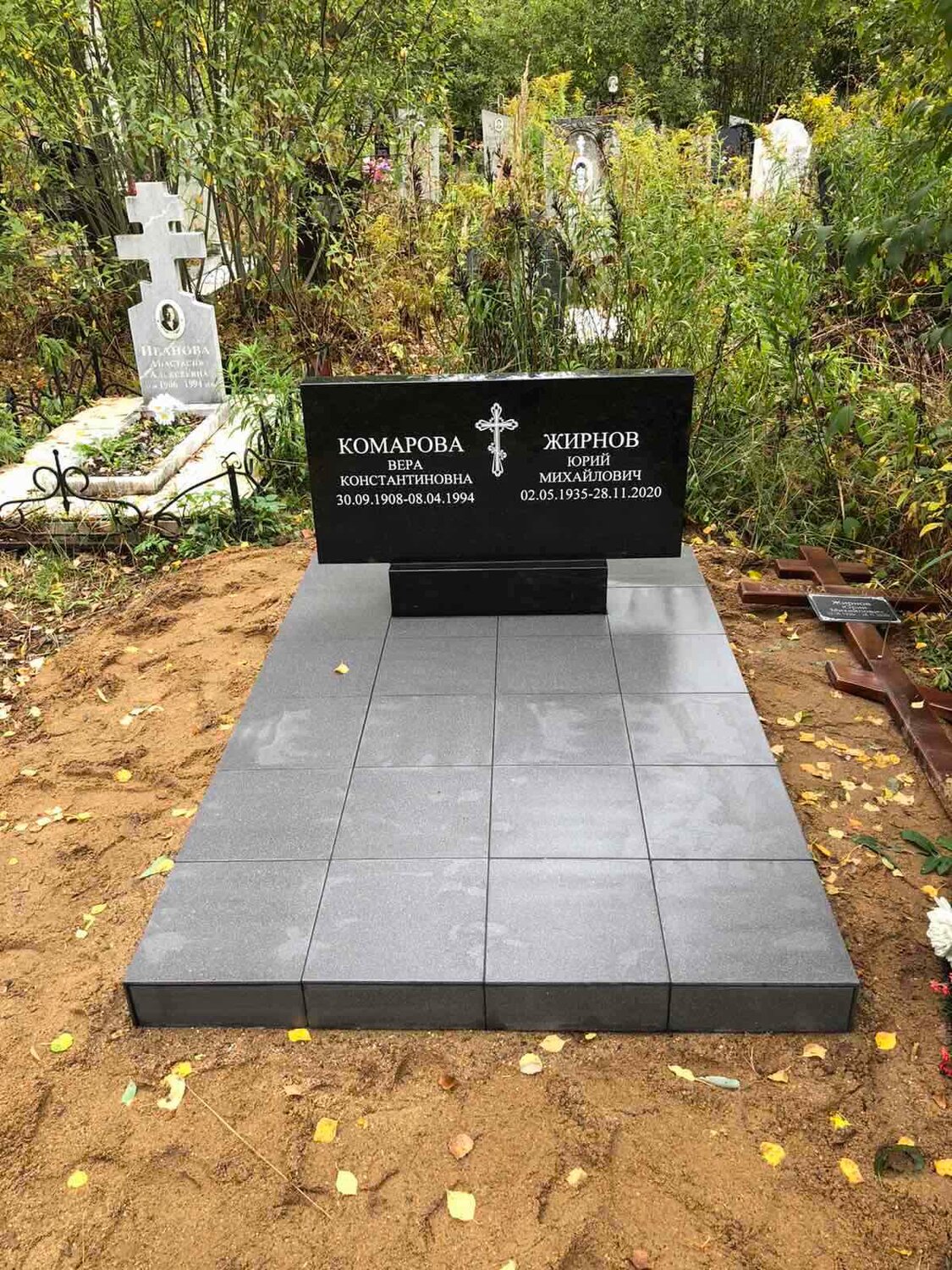 Благоустройство могил в Иванове: 20 граверов со средним рейтингом 4.5 с отзывами и ценами на Яндекс Услугах.