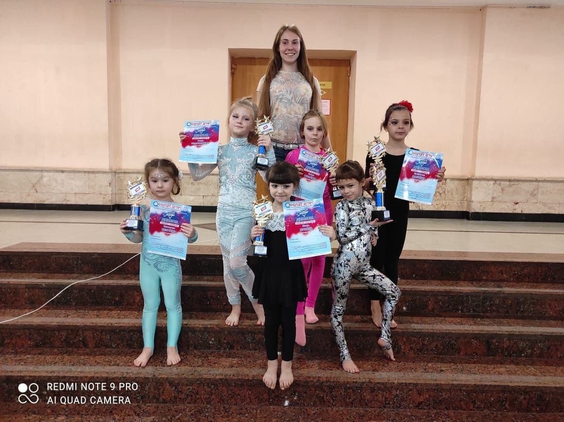 девочка, конкурс, человек, надежда пескова 2020, уральские самоцветы челябинск художественная гимнастика 2022