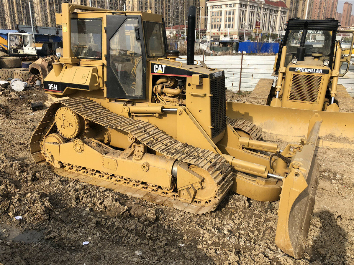 бульдозер caterpillar, бульдозер катерпиллер, бульдозер катерпиллер д5, китайский катерпиллер бульдозер, бульдозер
