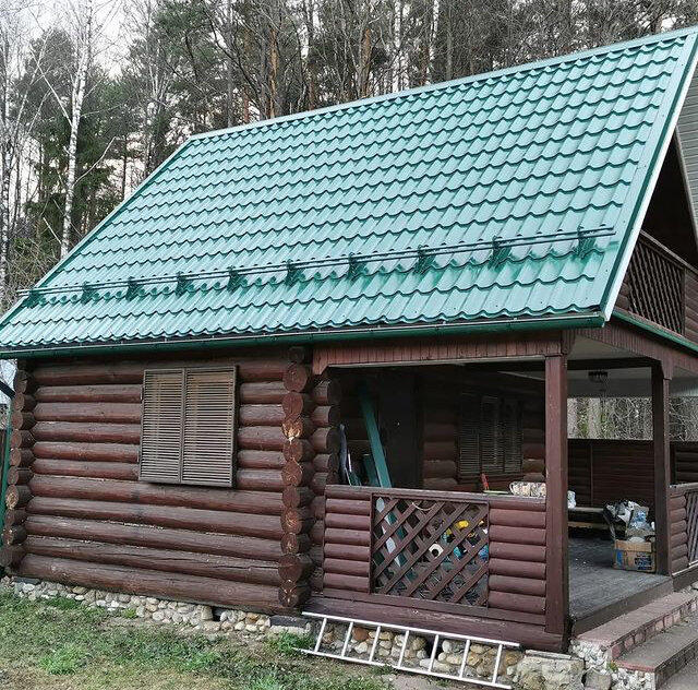 Выполняем ремонт  кровли