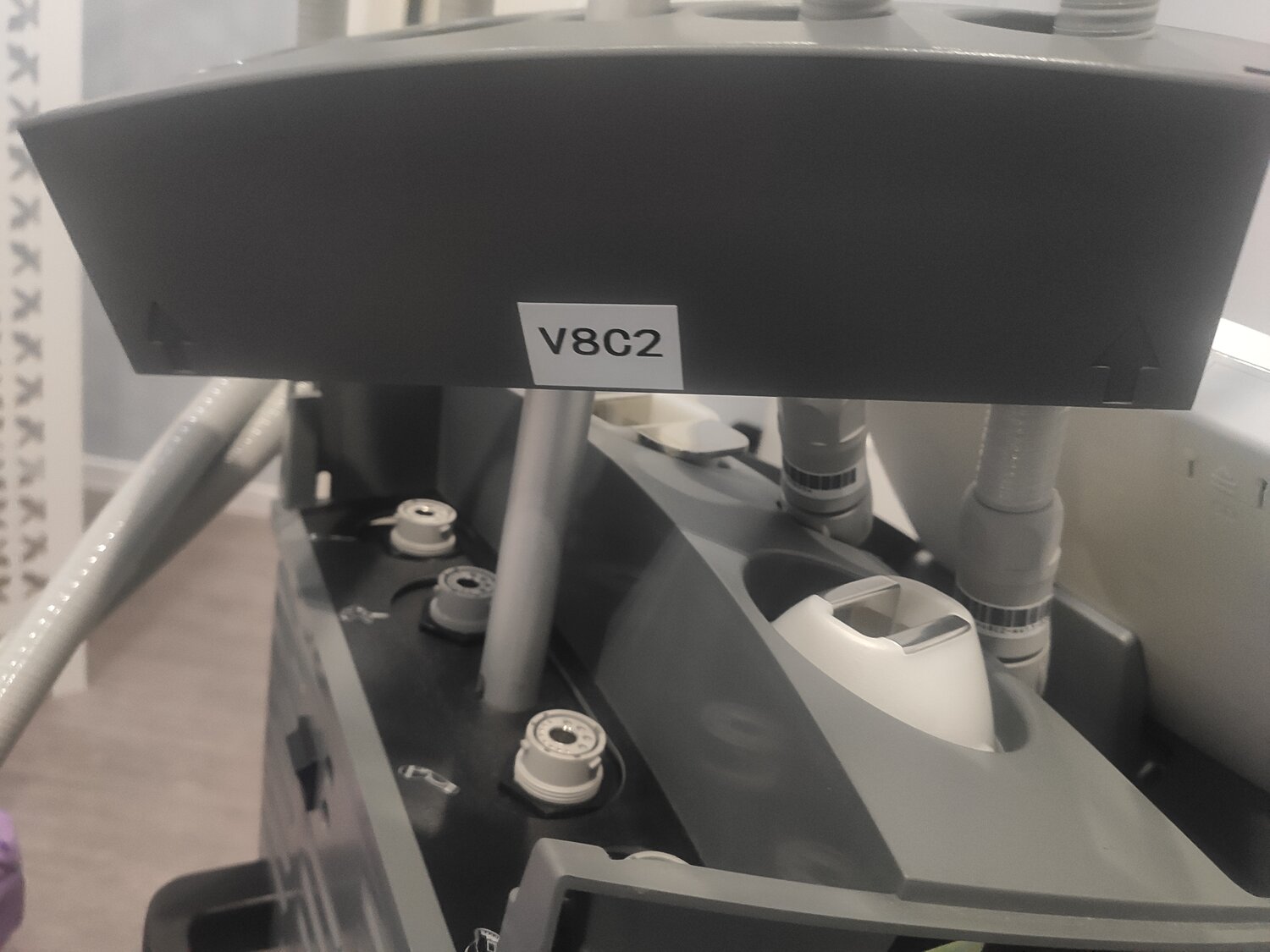 бытовая техника, сканирующий эл микроскоп zeiss orion, офтальмологический лазер visulas yag iii, кромкооблицовочный станок, техника