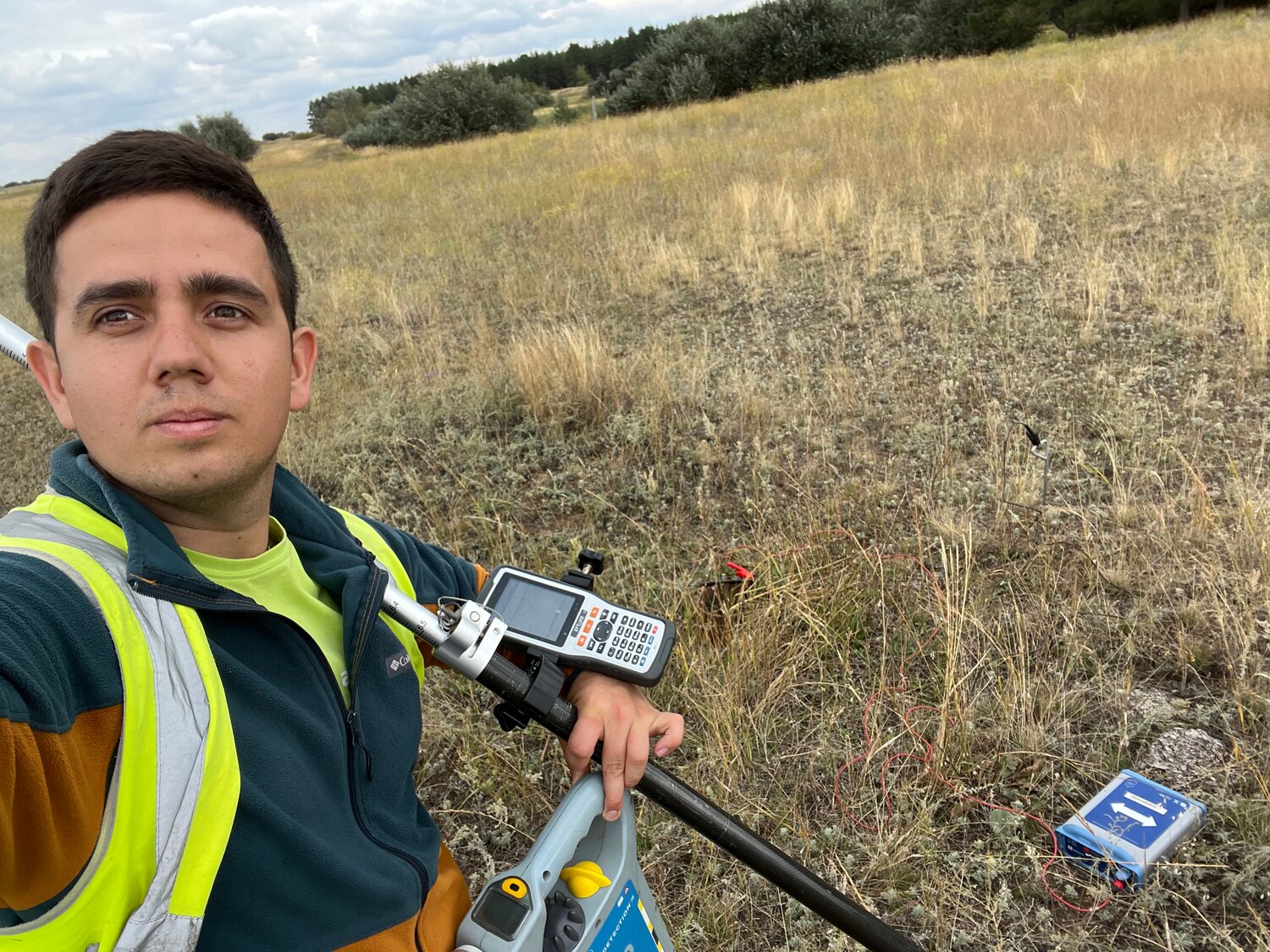 мужчина, человек, мужчины, fpv дрон, разбитый fpv дрон