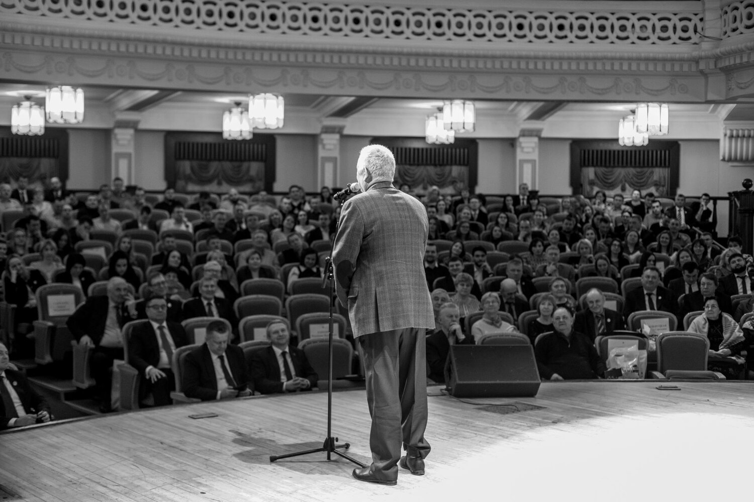 уильям кунстлер, человек, пустая сцена, конференция 1990, роман виктюк