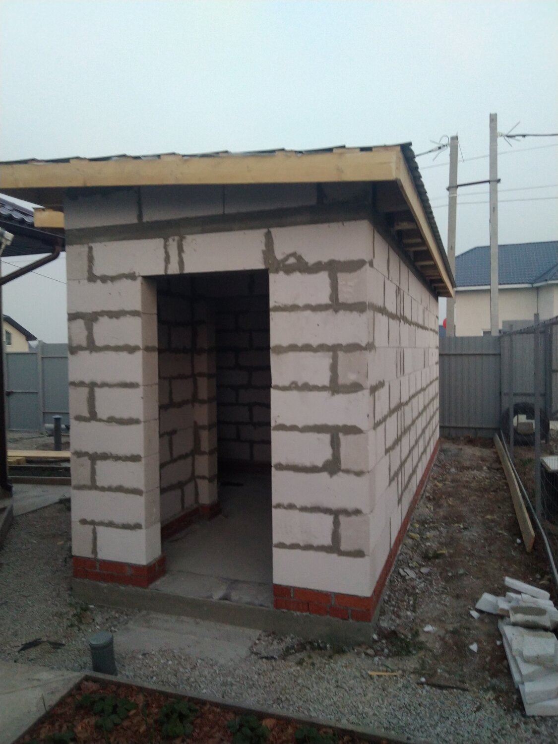 гараж из пеноблоков, сарай из пеноблоков, сарай из пеноблоков 6х4 проект, сарай из пеноблоков 6х4, гараж из газобетона