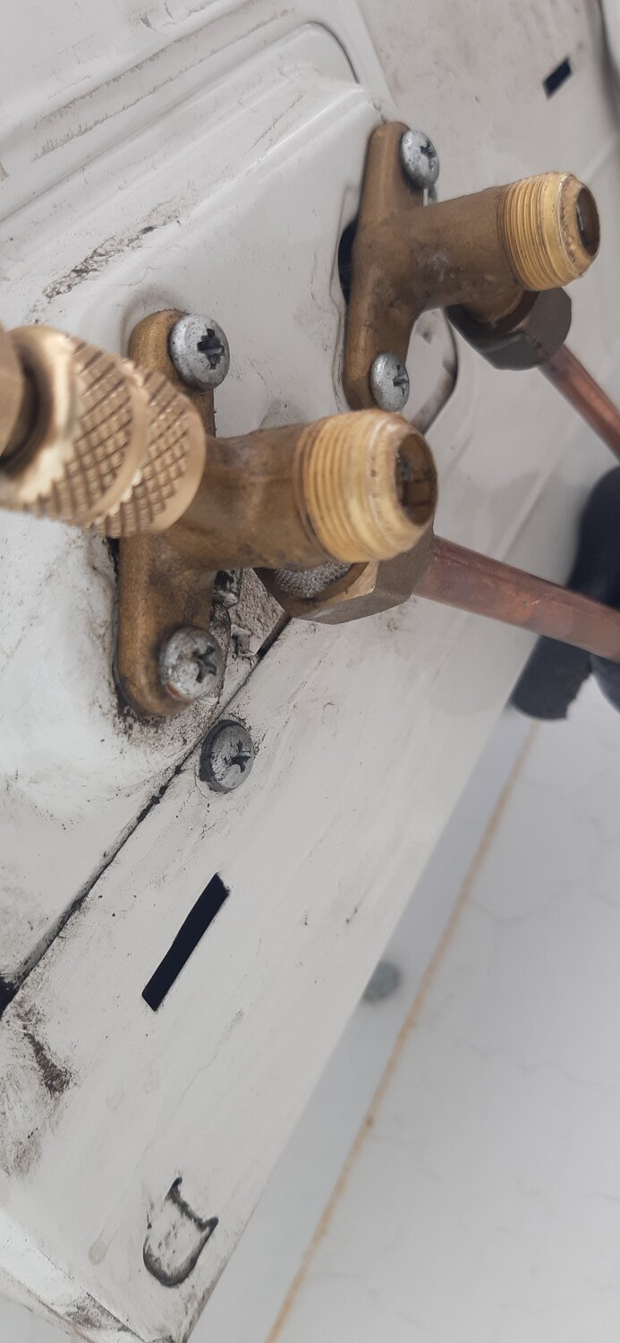 утечка фреона в сплит системе, кран, латунь смеситель, сантехника, смеситель