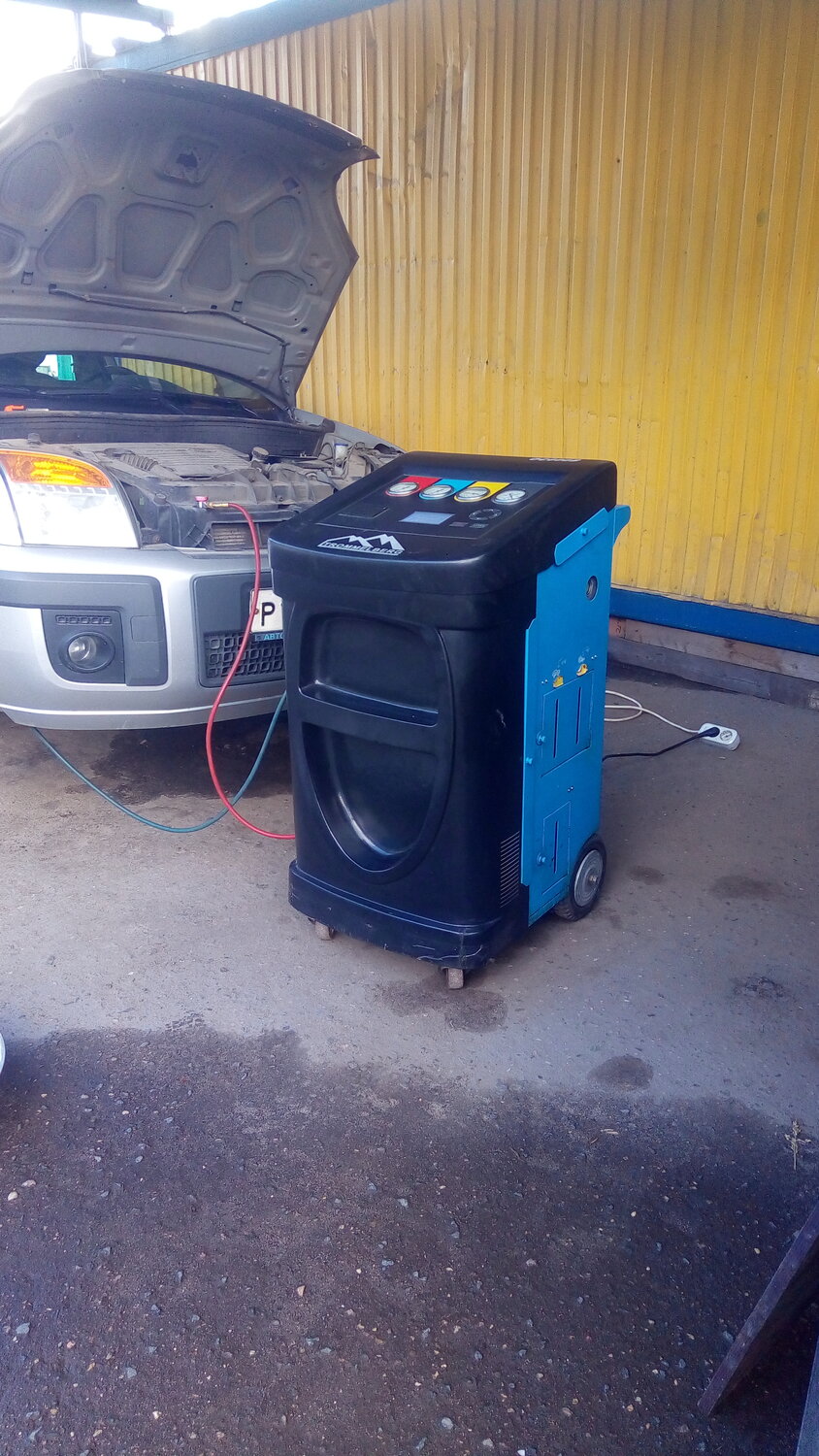 Услуги шиномонтажа в Москве: 102 шиномонтажника со средним рейтингом 4. ...