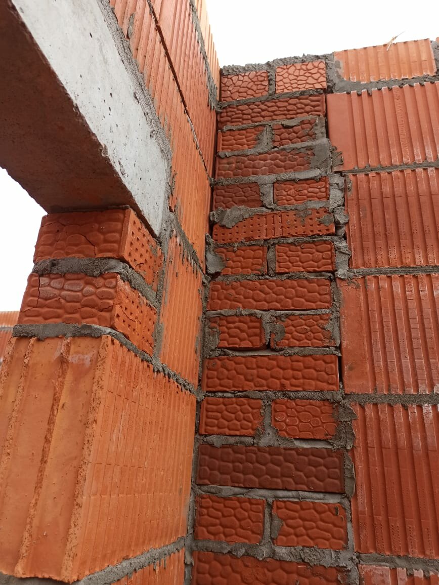 пеностекло в кирпичной кладке, кладка кирпичная, кладка кирпича, кирпичный блок, кладка стен из кирпича