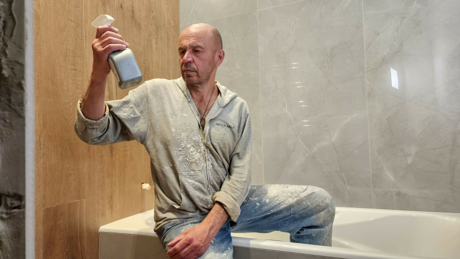 реставрация ванны жидким акрилом, реставрация ванн, реставрация ванн акрилом, ремонт квартир, жидкий акрил для ванны