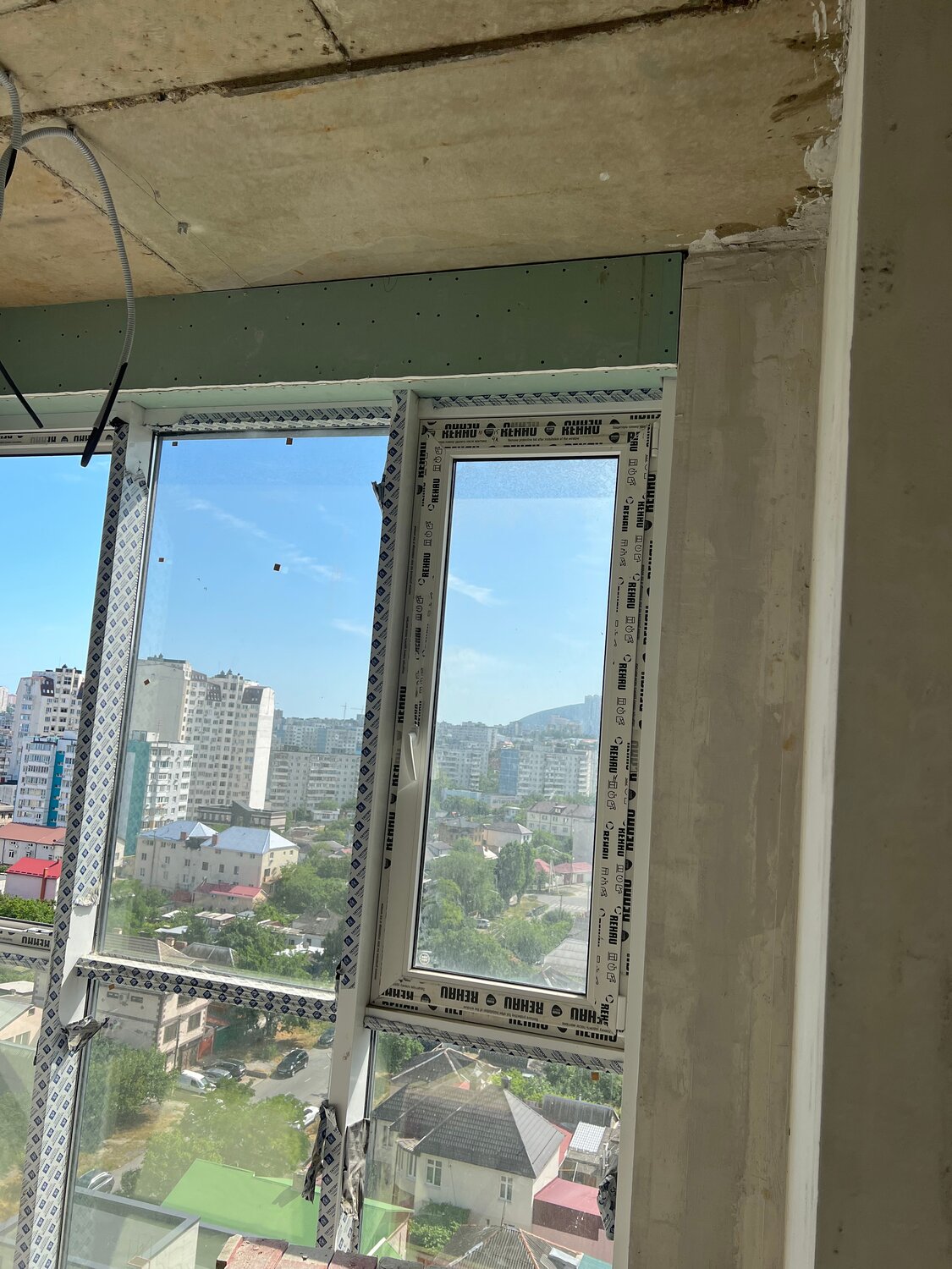 окно, остекление балконов, панорамное остекление балкона, панорамное остекление лоджии, остекление окон