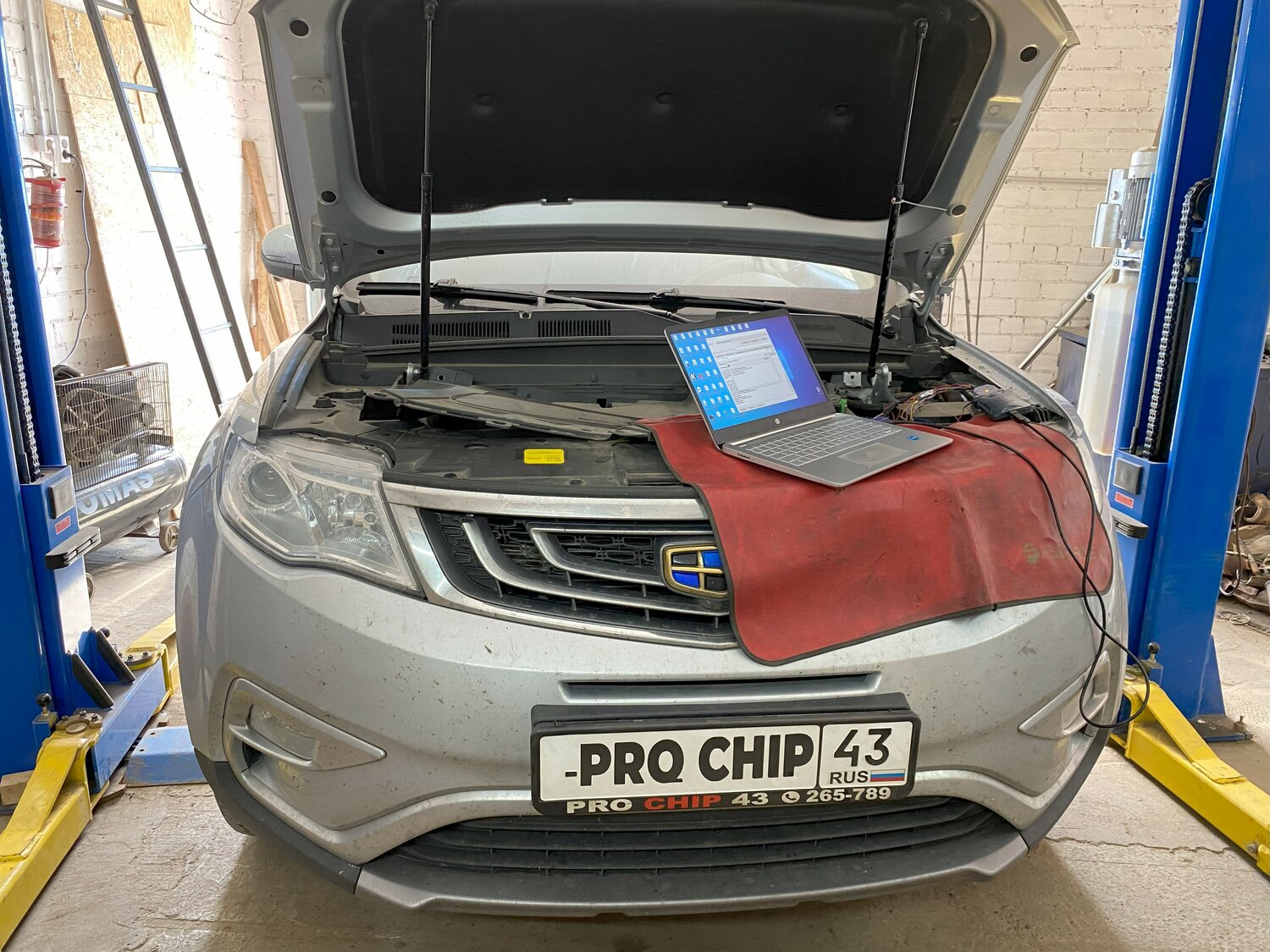 geely atlas, geely atlas pro, geely atlas pro 2021 белый, geely atlas pro 2022 капот, джили атлас