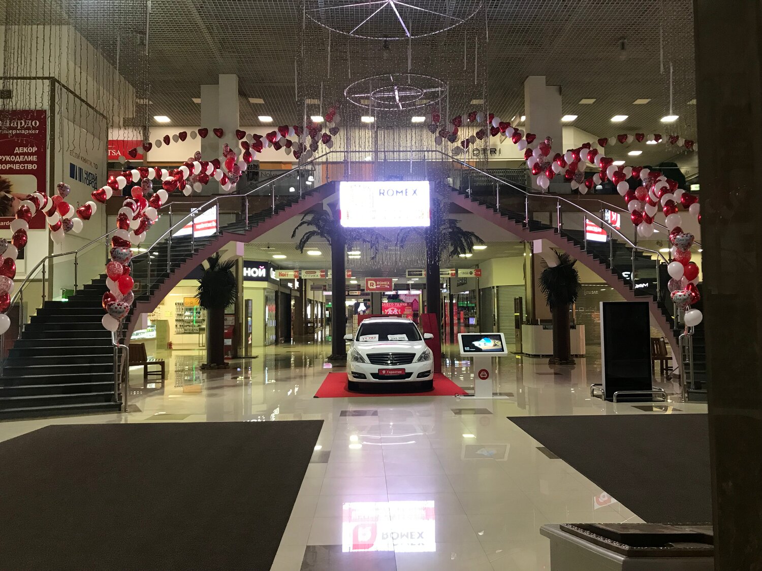 автосалон, kia motors, тойота центр пулково в санкт-петербурге, автосалон киа, автоцентр