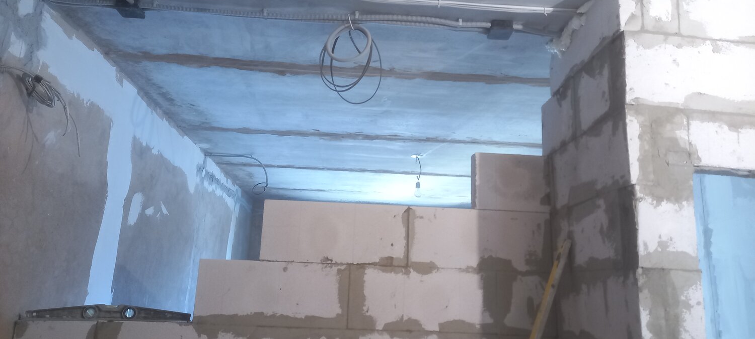 газобетонные блоки, пеноблок, кладка газобетонных блоков, стена из газобетона, вентиляция в доме из газобетона