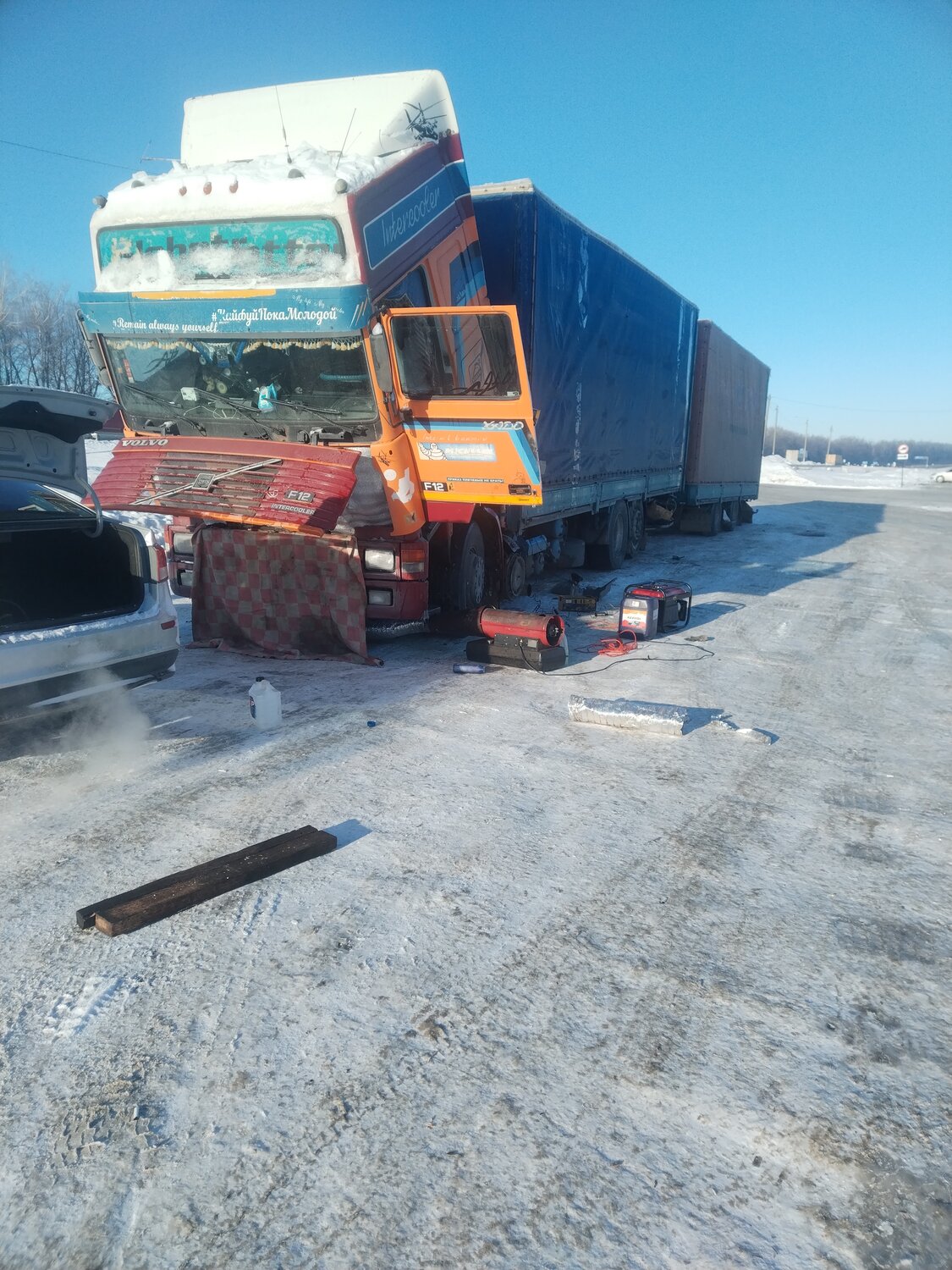 фура авария, фура на трассе, дтп с фурой, грузовик на трассе, фура