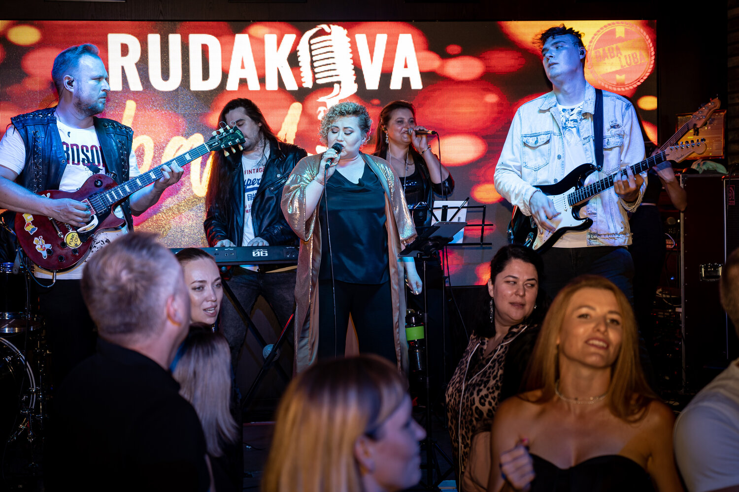 группа, мужчина, концерт, кавер группа ленинградка, концерт группы