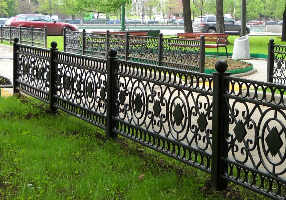 Красивые заборы из металла фото