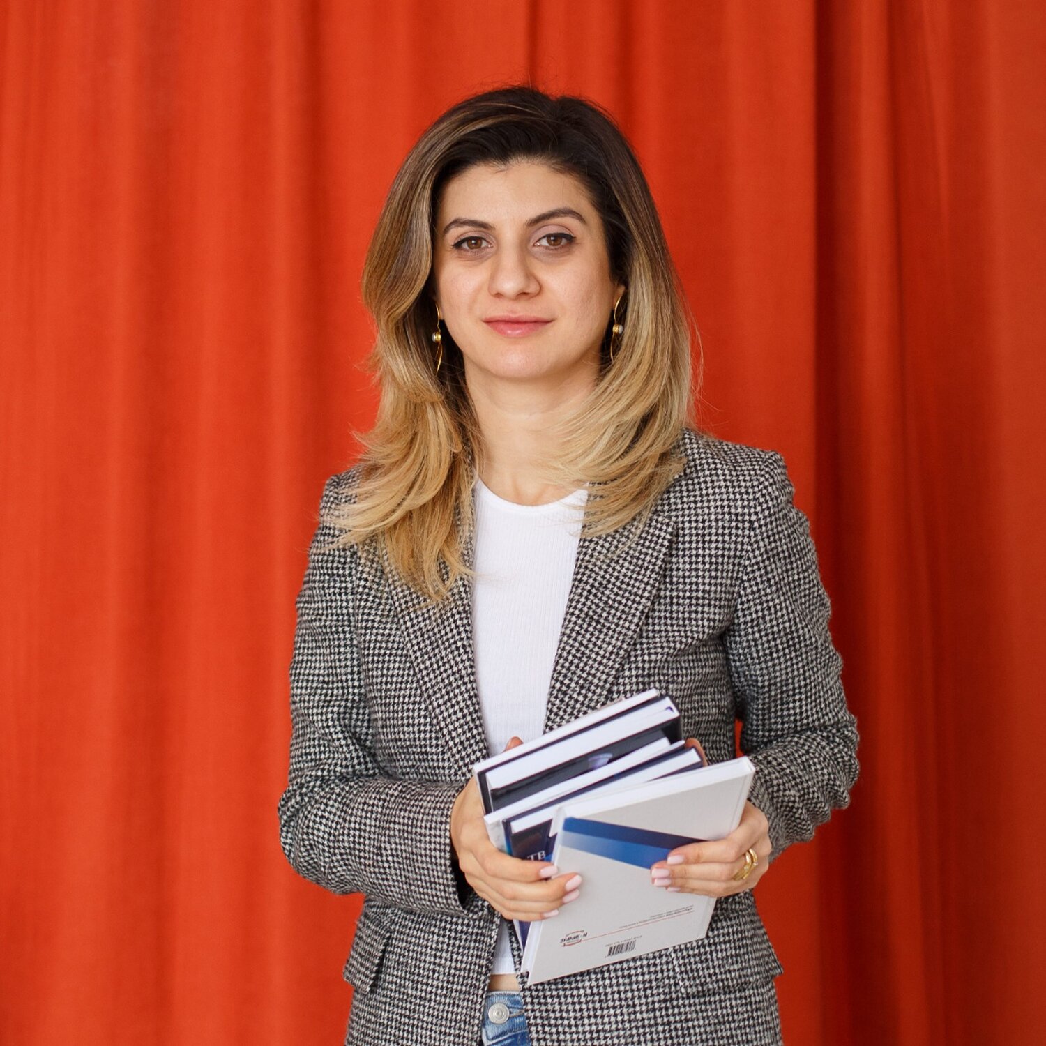 Лина Мовсесян
