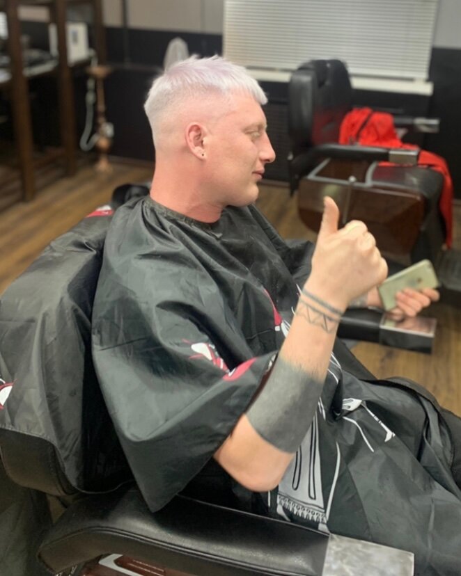 dapper barbershop, мужчина, стрижка, барбершоп, барбер