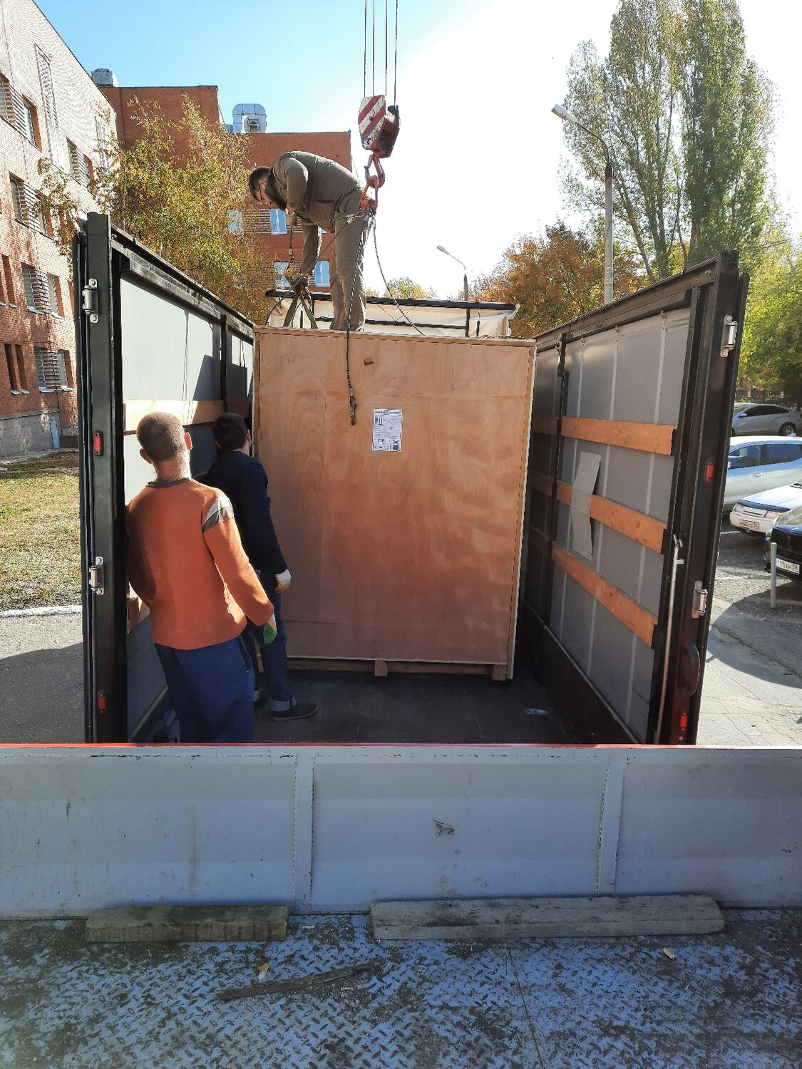 грузчики переезд, перевозка мебели, газель с грузчиками, грузчики грузоперевозки, услуги грузчиков