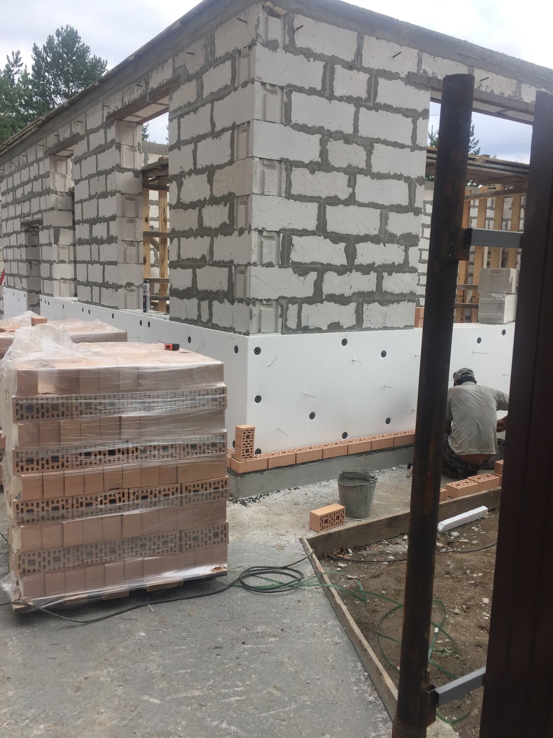 газобетонные блоки, пеноблок, газосиликатные блоки, кладка газобетона, гараж из газобетона