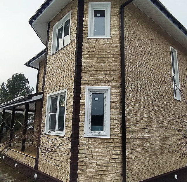 Монтаж фасада из фасадных панелей