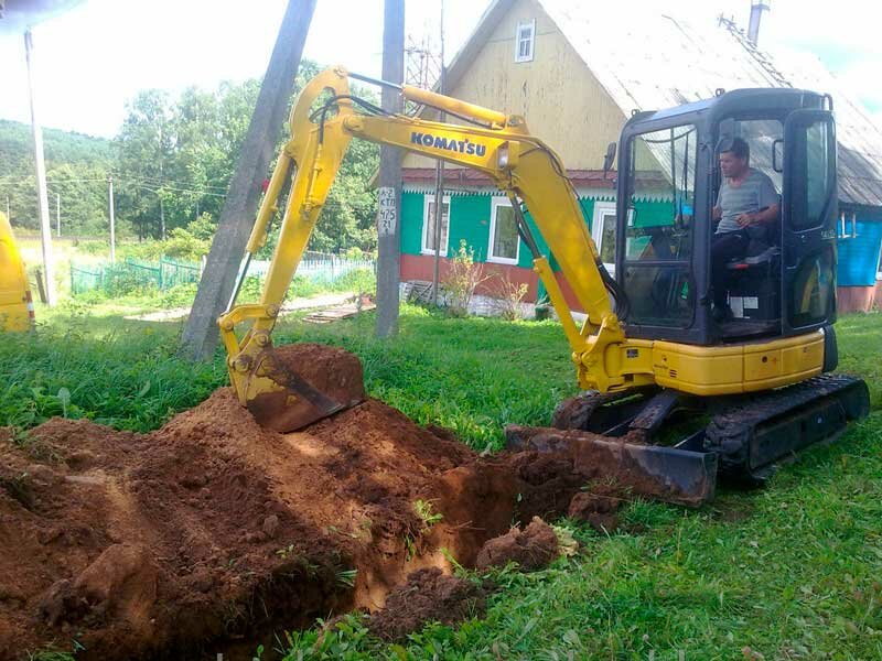 мини экскаватор для траншей, мини экскаваторы komatsu копка, мини экскаватор каматсу, миниэкскаватор, мини экскаватор копка траншеи