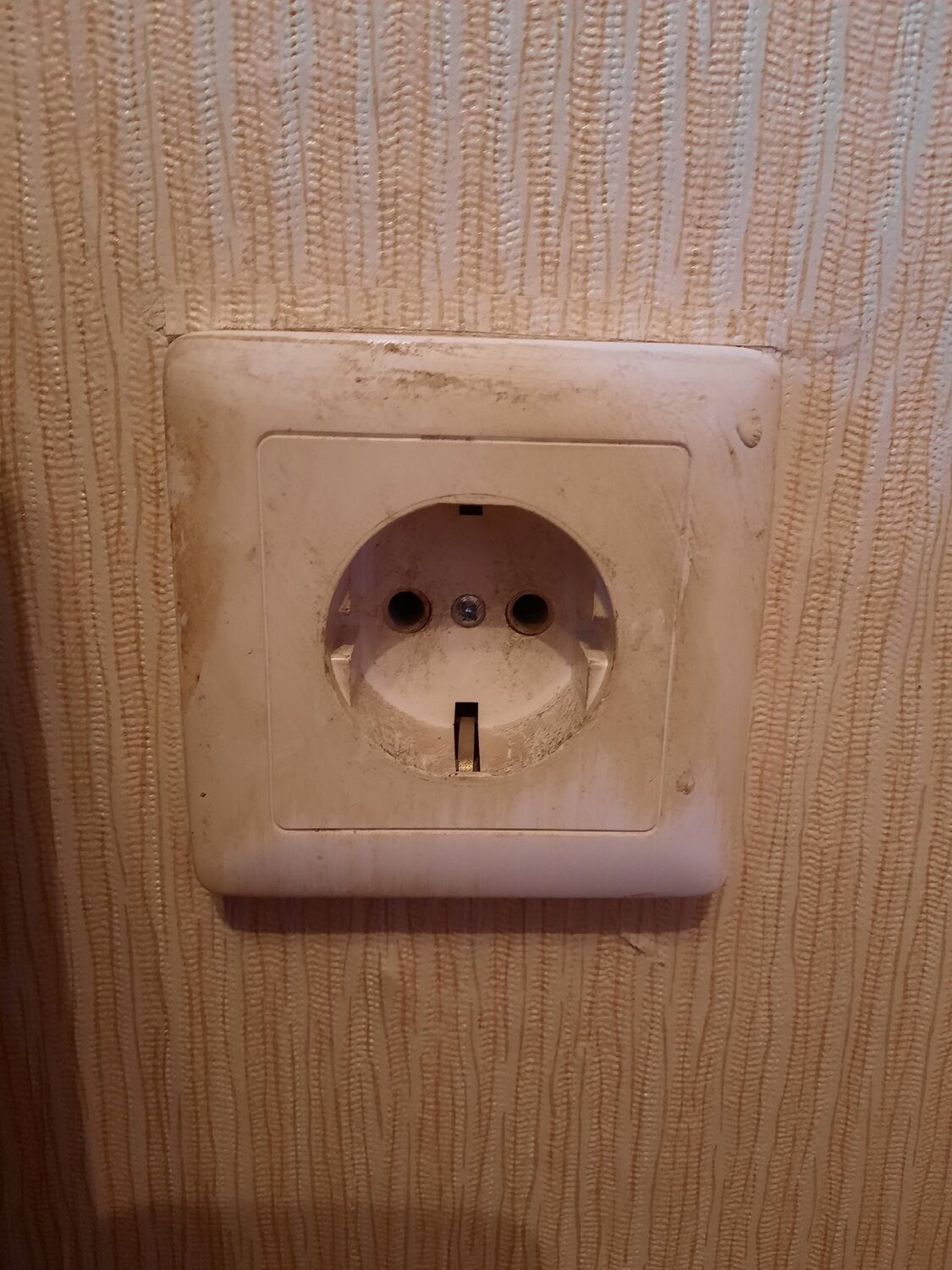 розетка legrand valena 774423, розетка электрическая, розетка, розетка legrand 077210, выключатель розетка