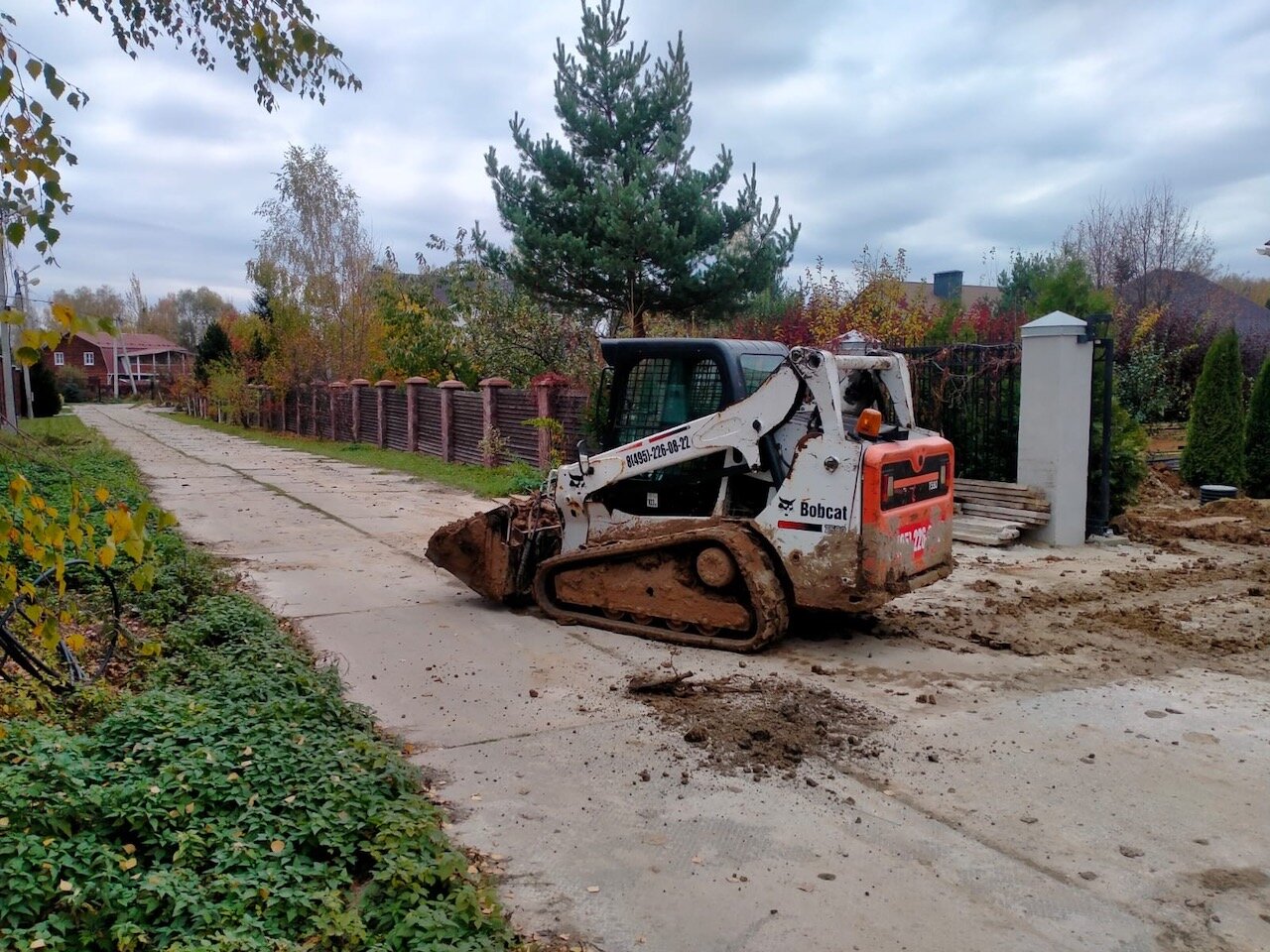 бобкэт т590 гусеничный, bobcat калининград, бобкэт 350, бобкет, мини погрузчик bobcat