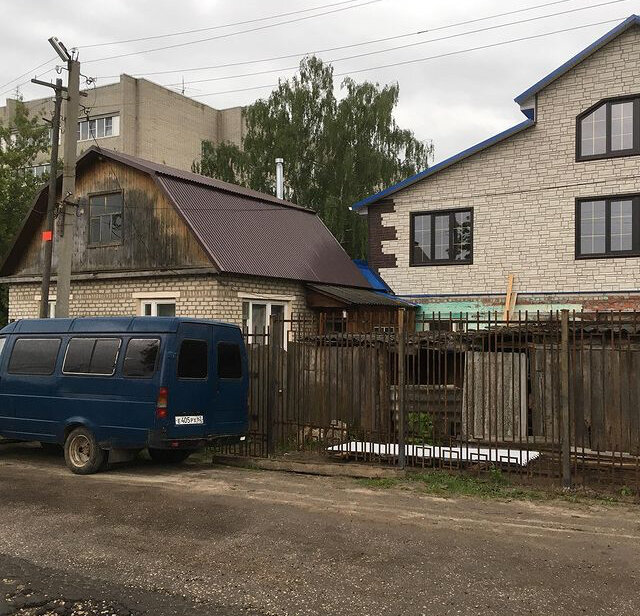 Перекрыть крышу профнастилом