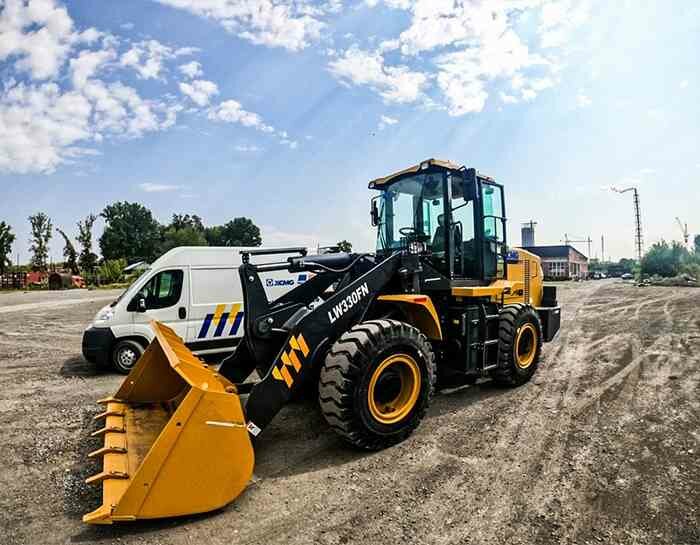 фронтальный погрузчик xcmg, погрузчик xcmg, фронтальный погрузчик jcb 426, фронтальный погрузчик, фронтальный погрузчик xcmg zl30fv