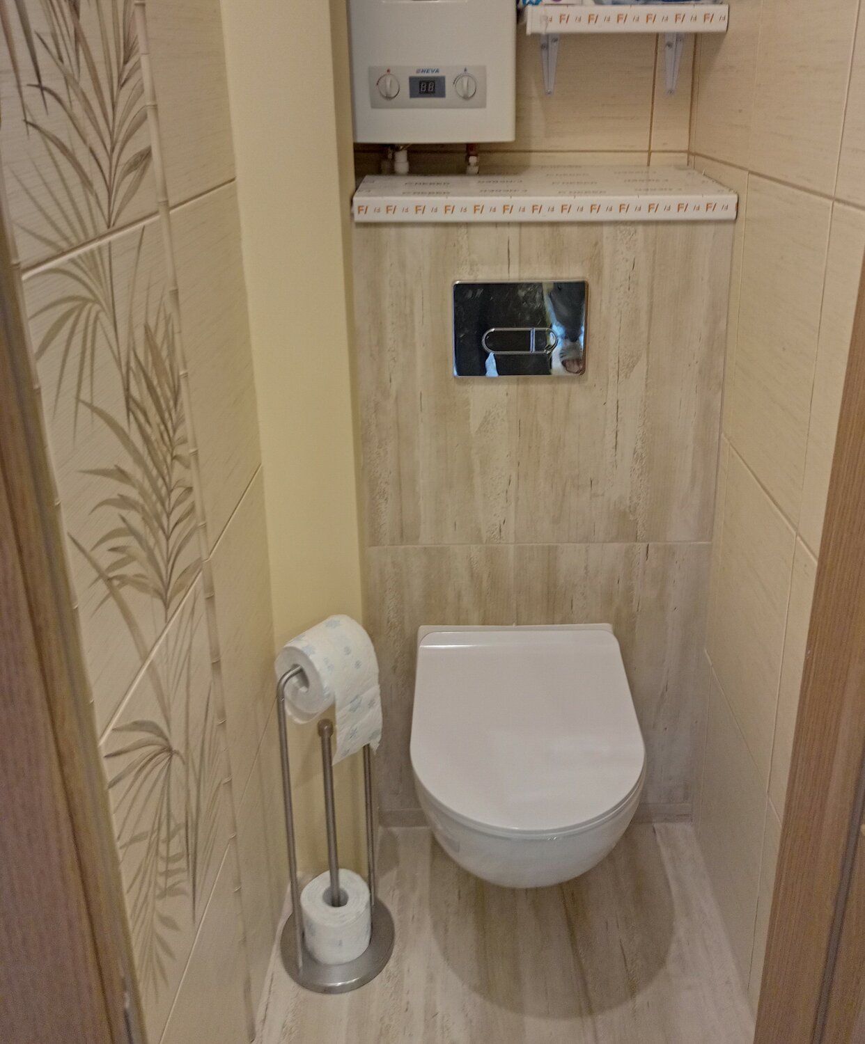 интерьер туалета, дизайн туалета, туалет с инсталляцией, скрытый унитаз инсталляция