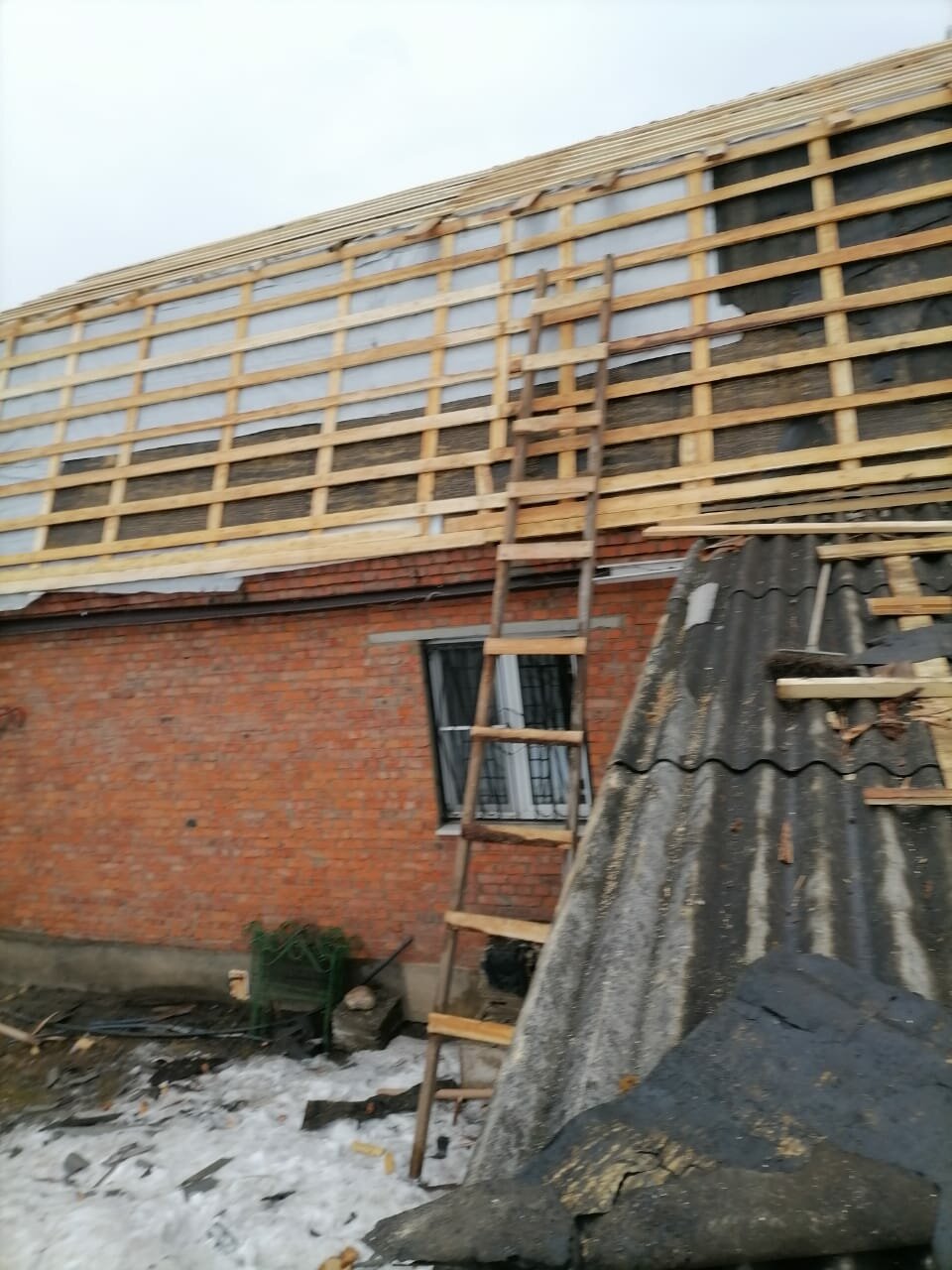 Монтаж обрешетки крыши