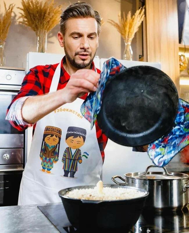 андрей разыграев, андрей разыграев мир в одной тарелке, кулинарное шоу, на кухне, простая кухня