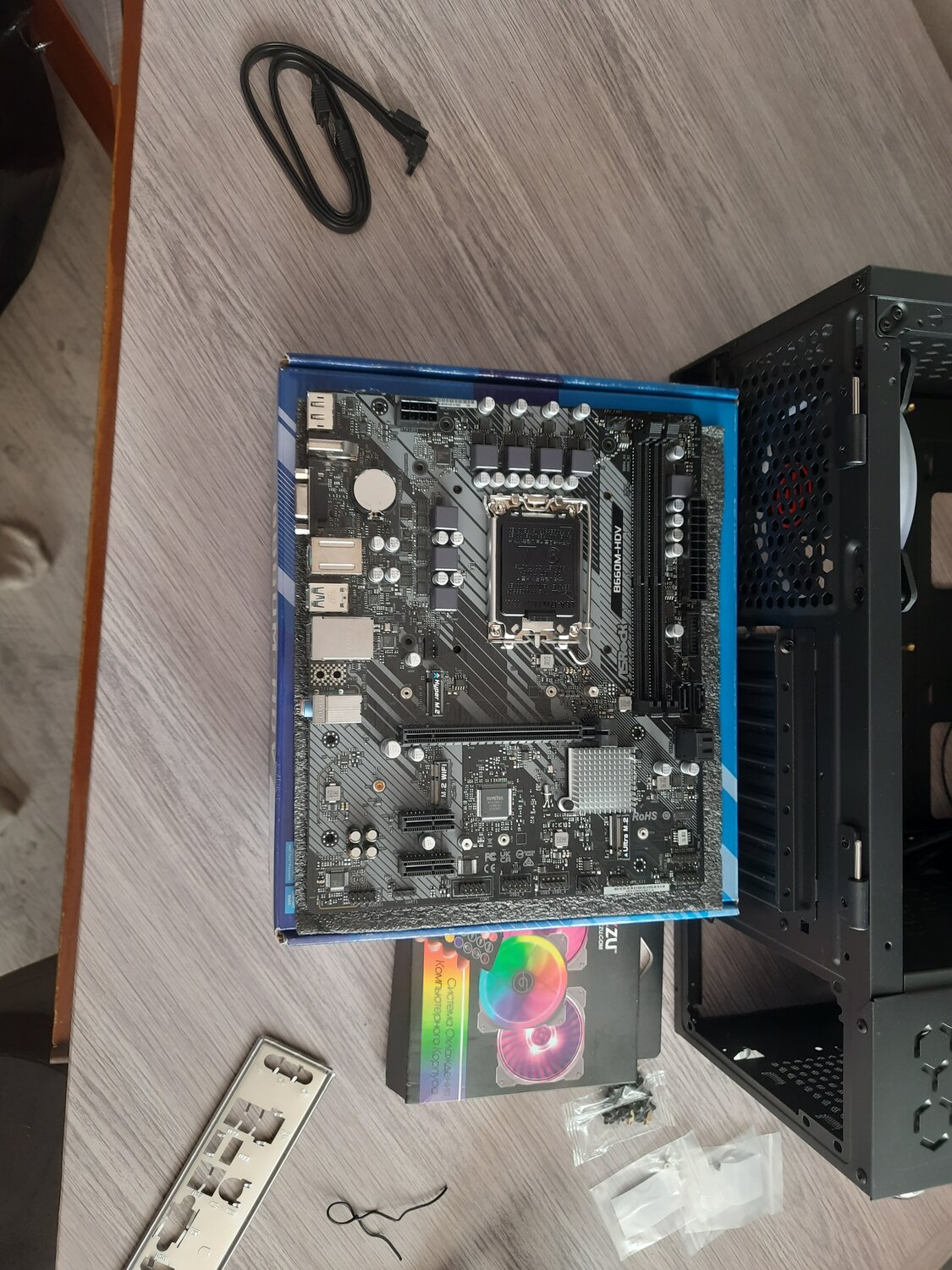 материнская плата asrock, материнская плата gigabyte, asrock, электроника, материнская плата asus