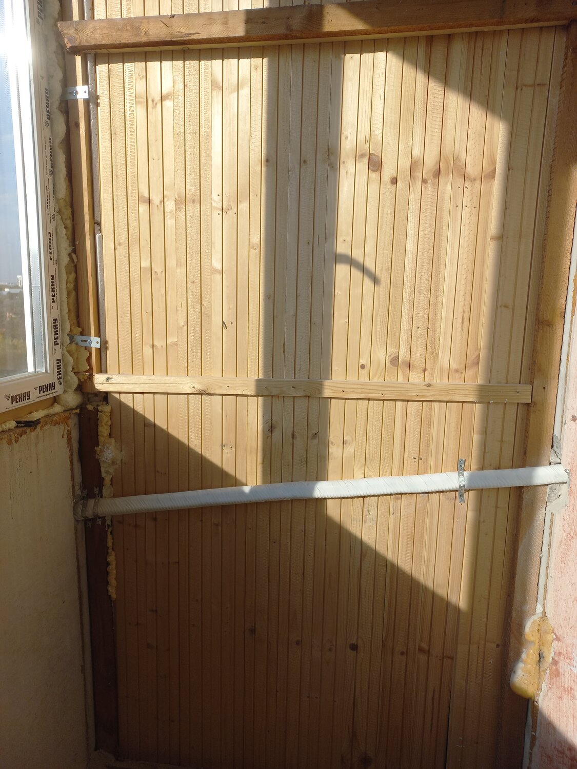 вагонка для балкона, отделка балкона вагонкой, обшивка балкона, балкон вагонкой, отделка лоджии вагонкой