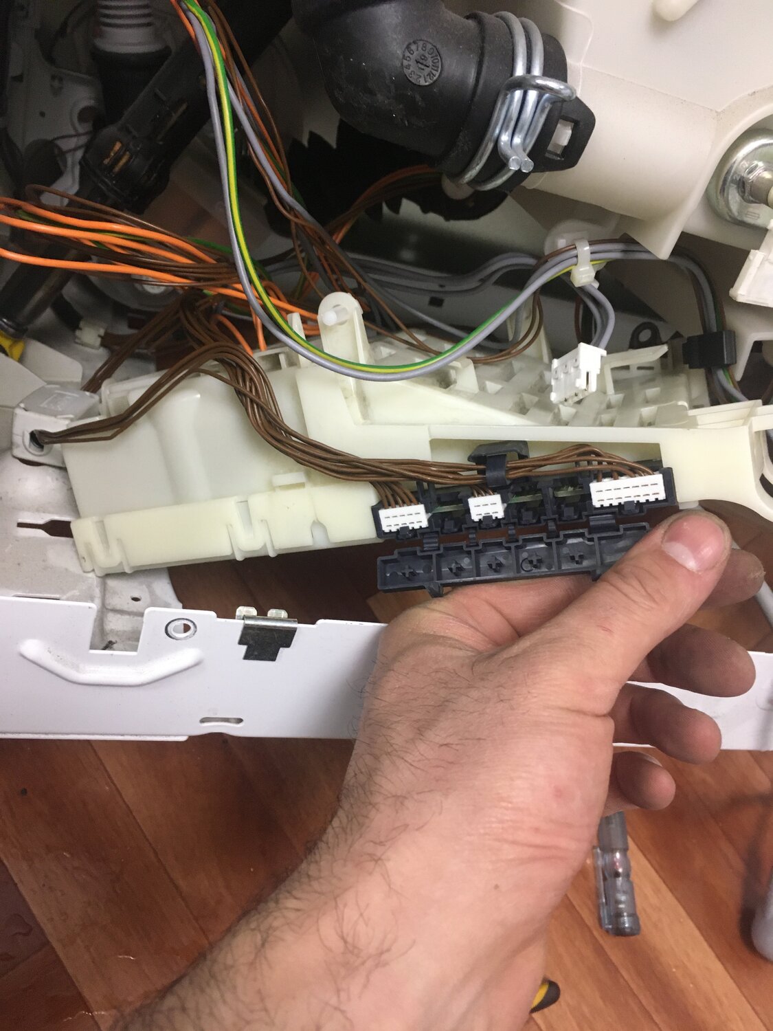 посудомоечная машина electrolux, посудомоечная машина электролюкс, прессостат посудомоечной машины electrolux i20, салонный фильтр тойота премио 260, toyota aristo блок реле вентиляторов