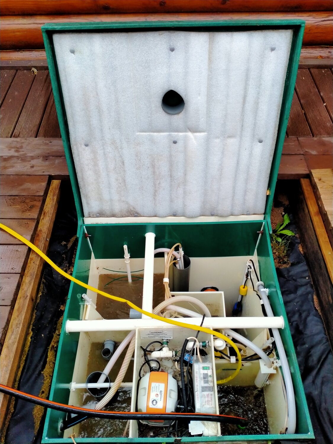 обслуживание септика юнилос, биостанция юнилос астра 5, чистка септика юнилос, юнилос астра 5, септик топас 75