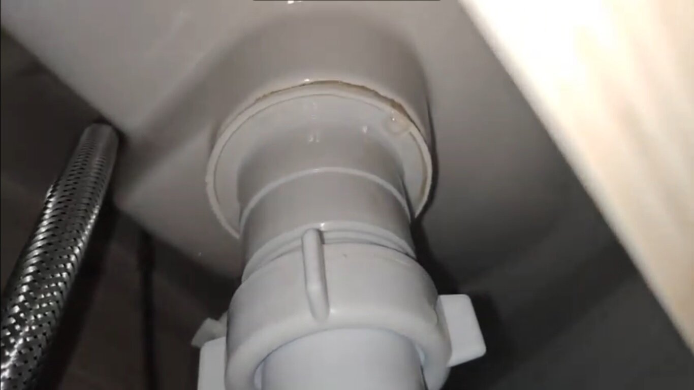 сифон для раковины, ikea сифон для кухонной мойки, какой сифон лучший для кухни mastergrad, заглушка для слива стиральной машины в сифоне, соединение сифона ванны канализационной трубой