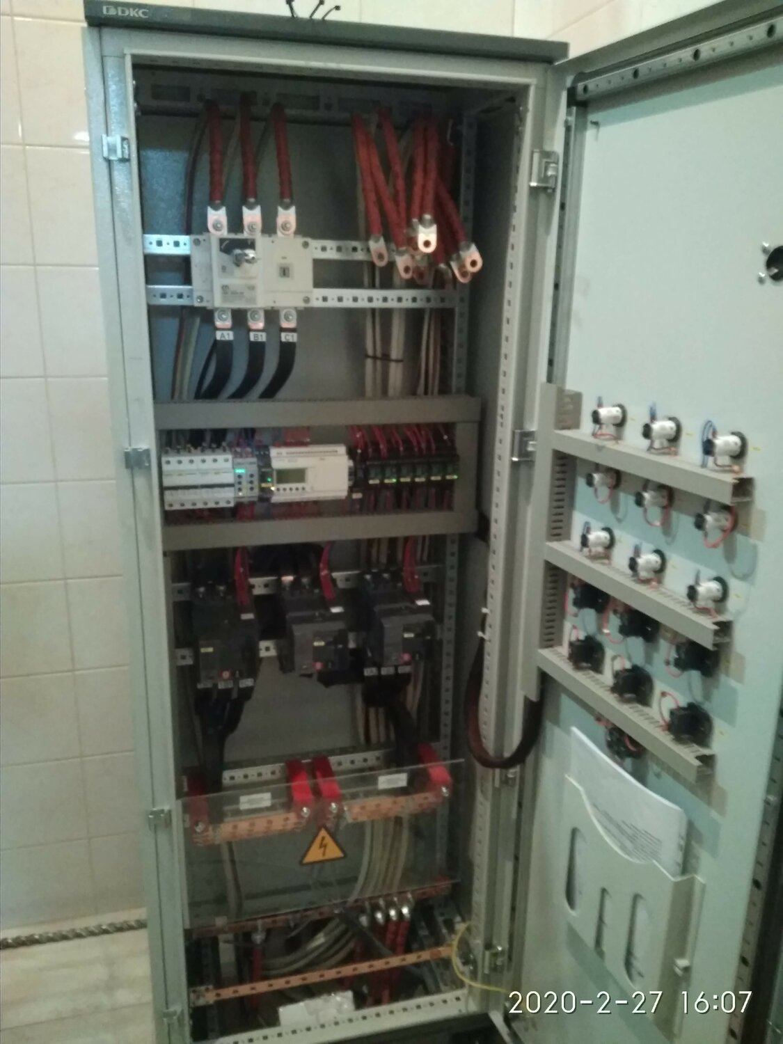 шкаф вводной распределительный 380/220 щу-380, щитовая грщ 380в, щит вру 400а, щит вру 3, вводно распределительное устройство