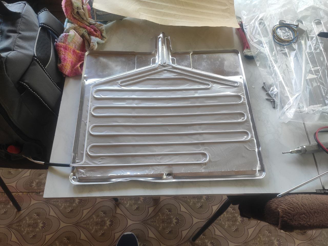 тэн поддона каплепадения стинол 80w c00851066, htf001st, тэн поддона каплепадения стинол 106е, тэн нагреватель поддона каплепадения холодильника ariston, indesit, stinol 851066, тэн поддона каплепадения lg, испаритель холодильника зил низ