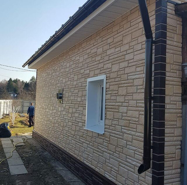 Монтаж фасада из камня